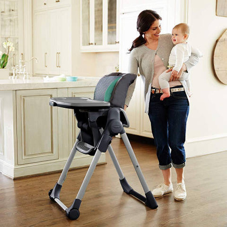 Graco Krzesełko Swift Fold  Suits Me