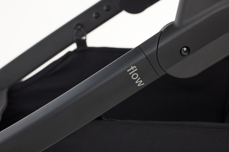 Mutsy Flow Wózek Głęboko-Spacerowy Noth Black