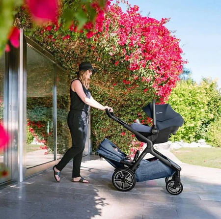 Nuna Demi Grow Wózek Spacerowy Caviar