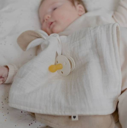 Bibs Cuddle Cloth Kangoroo Pieluszka Przytulanka z Zawieszką Na Smoczek Ivory