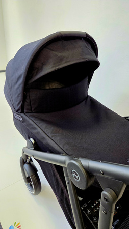[OUTLET] Cybex E-Gazelle S Wspomagany Wózek Głęboko-Spacerowy Rok Po Roku Moon Black