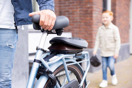 Bobike Junior One Fotelik Rowerowy Na Bagażnik Black / Dark Grey