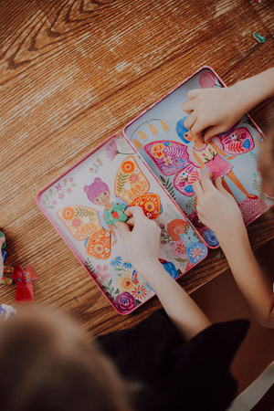 Mudpuppy Magnetyczne postacie Radosne motyle 4+