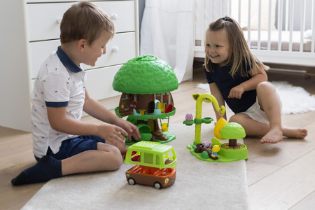 Klorofil Magiczne Drzewko Domek