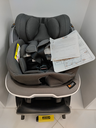 [OUTLET] BeSafe Izi Turn B i-Size Fotelik Samochodowy Obrotowy 0-18 kg Metaliczny Melange 02