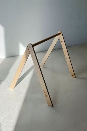 Baby Wood Baby Gym Stojak Edukacyjny