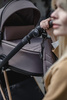 Roan Ivi 2.0 Vintage Wózek Głęboko-Spacerowy Praline + Cybex Aton B2 i-Size Fotelik Samochodowy 0-13kg + Baza One Volcano Black	