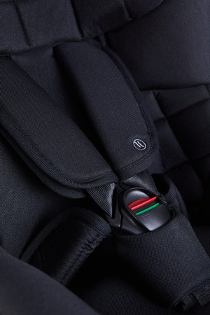 Avionaut Aerofix 2.0 Fotelik Samochodowy 0-18 kg + baza ISOFIX 03 Berlin Black AV-350 /AF.NL.03