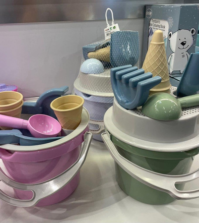 Dantoy THORBJORN Zestaw do piasku z lodami pink