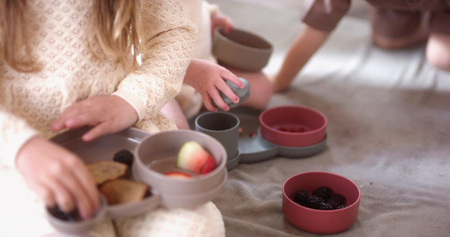 Dantoy TINY BIObased Zestaw naczyń Dinnertime Olive