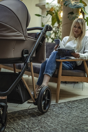 Roan Ivi 2.0 Vintage Wózek Głęboko-Spacerowy Marzipan