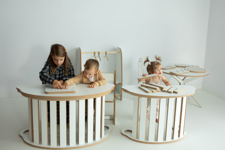 GUGI Drewniany Bujak Montessori XL + Ścianka Wspinaczkowa / Zjeżdzalnia + Poduszka Beżowa + Krzesełko + Blat