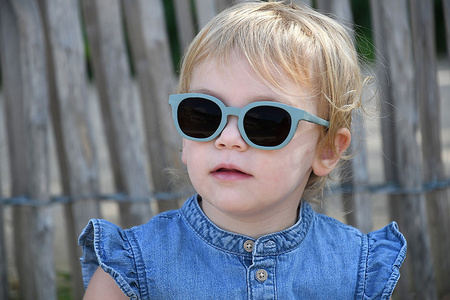 Beaba Okulary przeciwsłoneczne dla dzieci 2-4 lata Bright - Smokey green