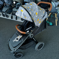 [OUTLET] Petite&Mars Street+ Wózek Spacerowy Prehistoric