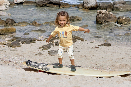 Lassig Koszulka z filtrem UV60 z krótkim rękawem Splash & Fun Deski surfingowe vanilla, rozm. 74/80