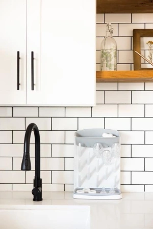 Ubbi Suszarka Stojąca na Butelki i Smoczki Grey