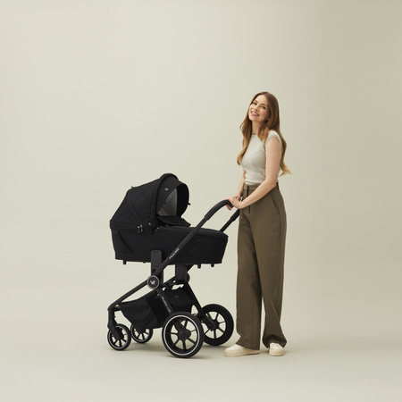 Muuvo Quick 4.0 Wózek Głęboko-Spacerowy Classic Black + Cybex Aton B2 i-Size Fotelik Samochodowy 0-13kg + Baza One Volcano Black