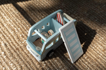 Joueco Drewniany camper bus w stylu retro