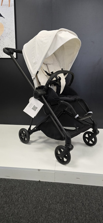 [OUTLET] Cybex Mios 3.0 Wózek Spacerowy Off White Rama Matt Black