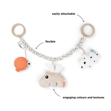 Done by Deer Zawieszka Do Wózka Happy Clouds Sand