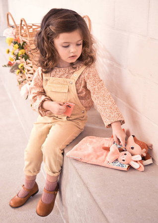 LILLIPUTIENS Przytulanka Sarenka Stella z akcesoriami do zasypiania 2 lata+