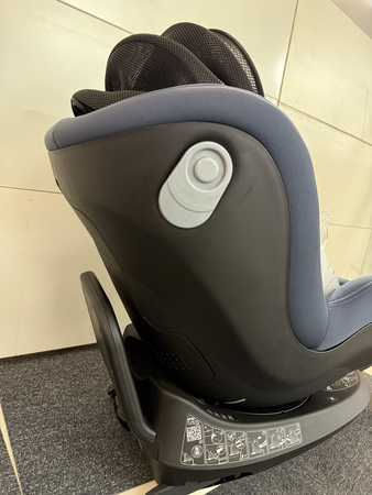 [OUTLET] Chicco Seat2fit I-size Air Fotelik Samochodowy 45-105 cm Ink Air
