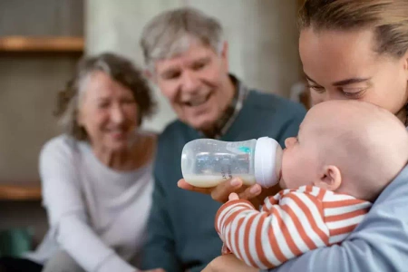 Avent Natural 3 Butelka Responsywna z Nakładką Antykolkową AirFree 1m+ 240ml 