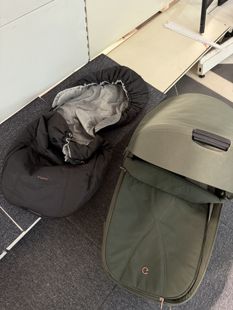 [OUTLET] Espiro Miloo 2024 Wózek Głęboko-Spacerowy 204 Luxury Green