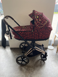[OUTLET] Cybex Priam 4.0 Wózek Głęboko-Spacerowy Rosenrot Red by Alec Voelkel