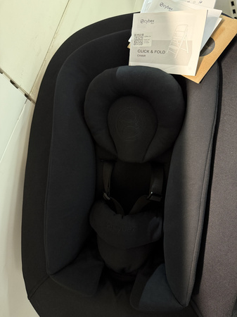 [OUTLET] Cybex Click & Fold Krzesełko Do Karmienia Z Bujakiem i Tacką 4w1 Stunning Black