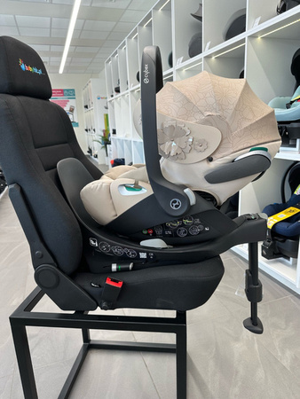 [OUTLET] Cybex Cloud Z2 i-Size Fotelik Samochodowy 0-13 kg + Baza Z2 Simply Flowers Nude Beige