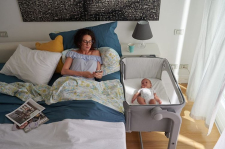 Chicco Next2Me Magic New 2023 Łóżeczko Dostawne Dla Dzieci Moon Grey