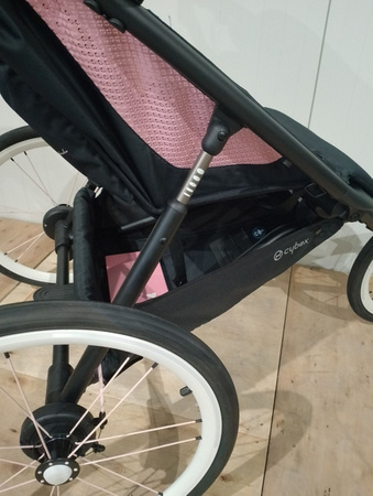 [OUTLET] Cybex Avi Wózek Spacerowy Do Biegania Cybex Sports Powder Pink by Anna Lewandowska