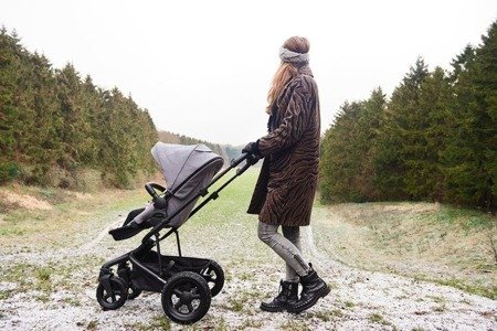 Easywalker Harvey 2 All-Terrain Wózek głęboko-spacerowy Night Black (zawiera stelaż, siedzisko z budką i pałąkiem)  Night Black